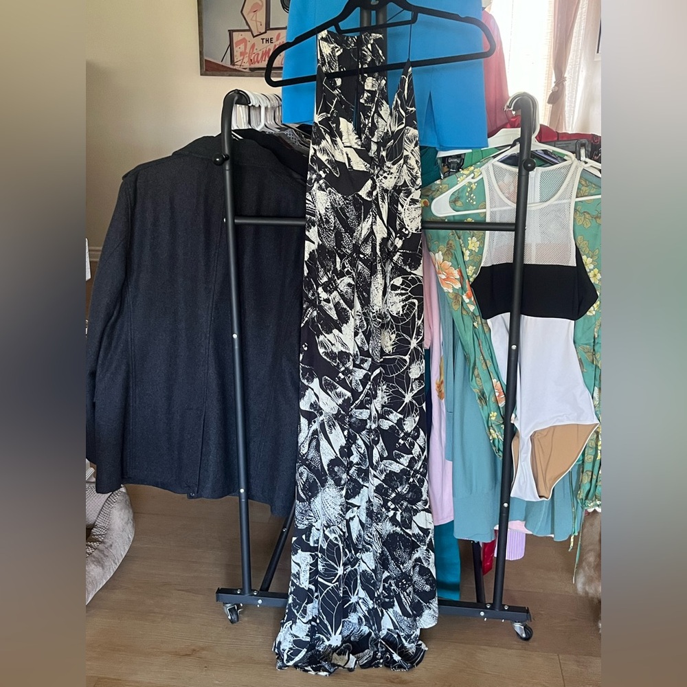 Black and White Leaf Print dress